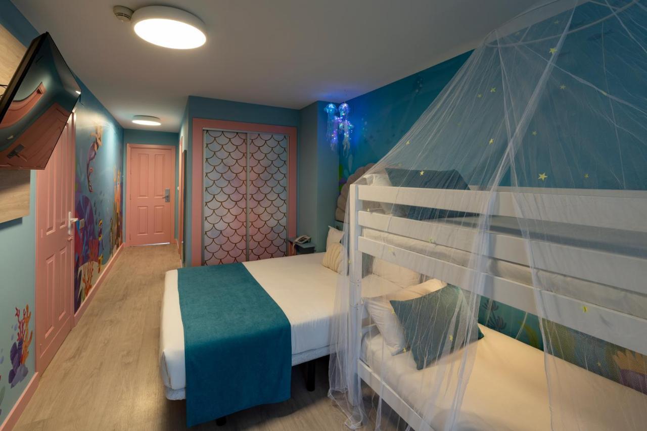 Habitación Cuádruple adaptada para personas con discapacidad